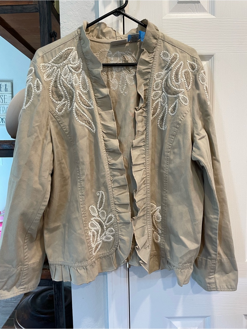 Chico’s 3 tan long sleeve Embroidered Paisley ruffled trim open front jacket